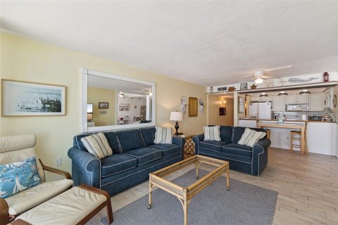 Condominio en venta en New Smyrna Beach, Florida, 3 dormitorios, 138.42 m2 № 2124709 - foto 8