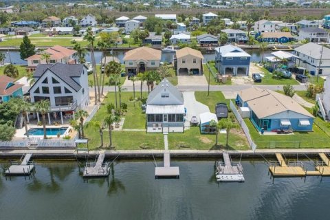 Villa ou maison à vendre à Hernando Beach, Floride: 3 chambres, 84.73 m2 № 2198148 - photo 6