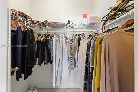 Copropriété à vendre à Miami, Floride: 2 chambres, 152.17 m2 № 1996296 - photo 17