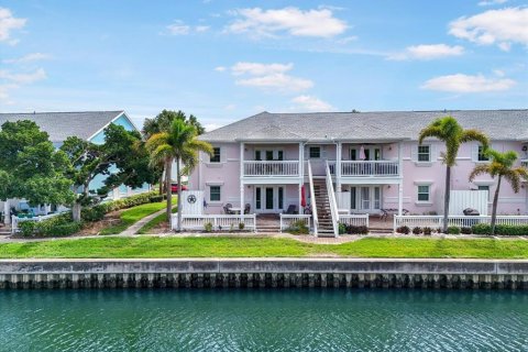 Condominio en venta en Saint Petersburg, Florida, 2 dormitorios, 94.57 m2 № 1885715 - foto 13