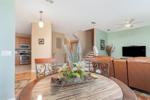 Condo in Apopka, Florida, 3 bedrooms  № 1680844 - photo 10