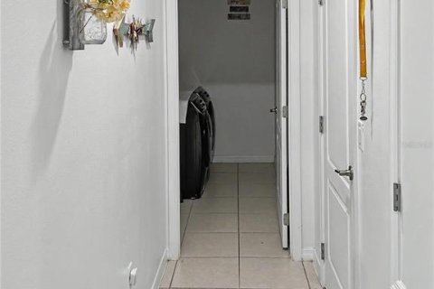 Villa ou maison à louer à Kissimmee, Floride: 4 chambres, 193.79 m2 № 2097910 - photo 13