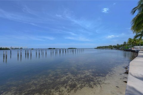 Condominio en alquiler en Miami, Florida, 2 dormitorios, 86.03 m2 № 2274585 - foto 3