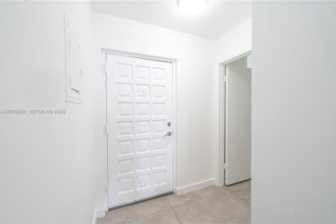 Condominio en alquiler en Miami, Florida, 2 dormitorios, 86.03 m2 № 2274585 - foto 12