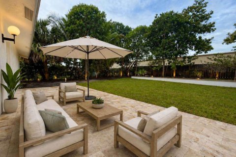 House in Delray Beach, Florida 4 bedrooms, 146.41 sq.m. № 2183034 - photo 25