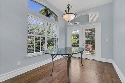 Townhouse in Winter Park, Florida 3 bedrooms, 196.58 sq.m. № 1642817 - photo 10