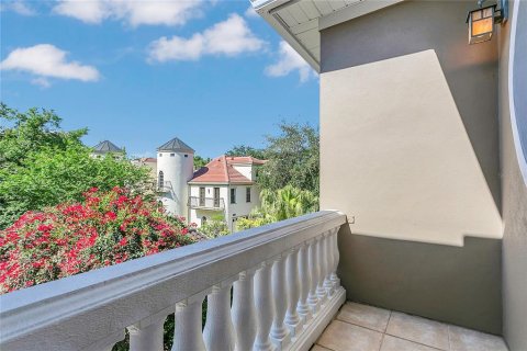 Townhouse in Winter Park, Florida 3 bedrooms, 196.58 sq.m. № 1642817 - photo 18