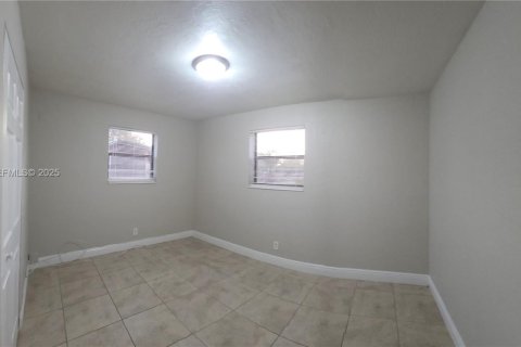 Villa ou maison à louer à Oakland Park, Floride: 3 chambres, 104.79 m2 № 1977360 - photo 9