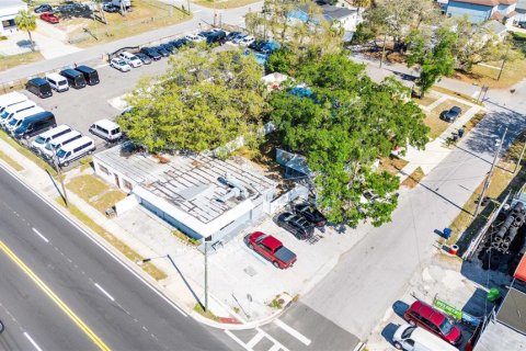 Commercial property in Tampa, Florida 199.74 sq.m. № 1634799 - photo 1
