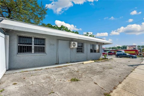 Commercial property in Tampa, Florida 199.74 sq.m. № 1634799 - photo 14