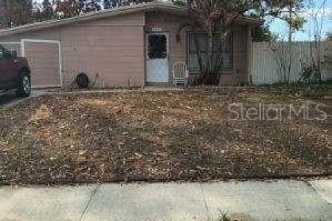 House in Lakeland, Florida 2 bedrooms, 78.6 sq.m. № 2106231