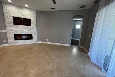 Villa ou maison à louer à Orlando, Floride: 3 chambres, 223.34 m2 № 2109504 - photo 6