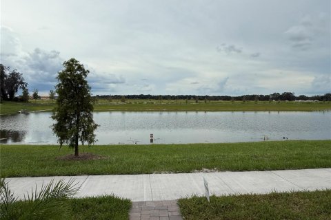 House in Kissimmee, Florida 4 bedrooms, 187.94 sq.m. № 1906771 - photo 4