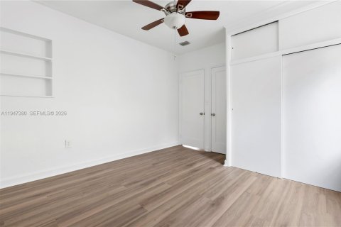 Снять в аренду виллу или дом в Майами, Флорида 3 спальни, 178.47м2, № 2003799 - фото 29