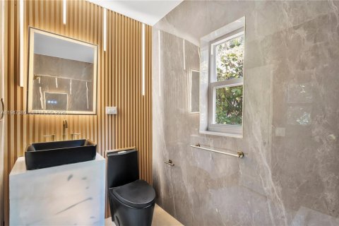 Снять в аренду виллу или дом в Майами, Флорида 3 спальни, 178.47м2, № 2003799 - фото 12