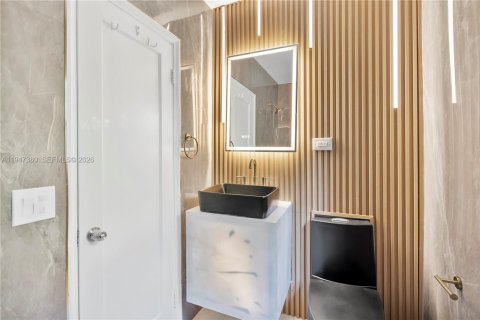 Снять в аренду виллу или дом в Майами, Флорида 3 спальни, 178.47м2, № 2003799 - фото 28