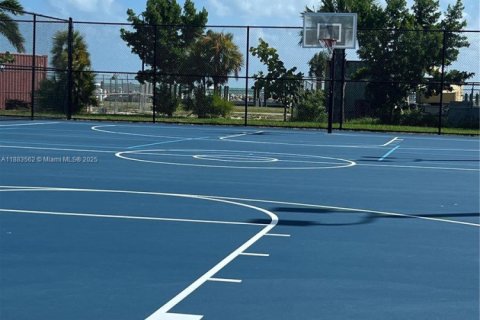 Terrain à vendre à Key Largo, Floride № 1930170 - photo 12