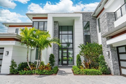 Villa ou maison à louer à Boca Raton, Floride: 6 chambres, 759.85 m2 № 2270037 - photo 3