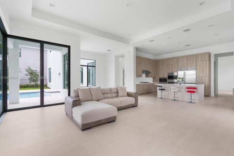 Villa ou maison à louer à Boca Raton, Floride: 6 chambres, 759.85 m2 № 2270037 - photo 9
