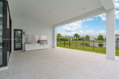 Villa ou maison à louer à Boca Raton, Floride: 6 chambres, 759.85 m2 № 2270037 - photo 11