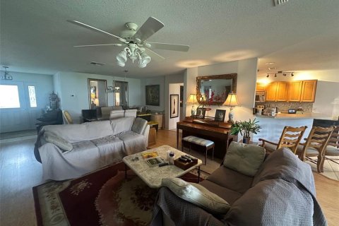 Casa en venta en Ocala, Florida, 2 dormitorios, 155.15 m2 № 1782870 - foto 19