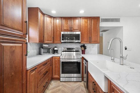Condominio en Delray Beach, Florida, 2 dormitorios № 2245629