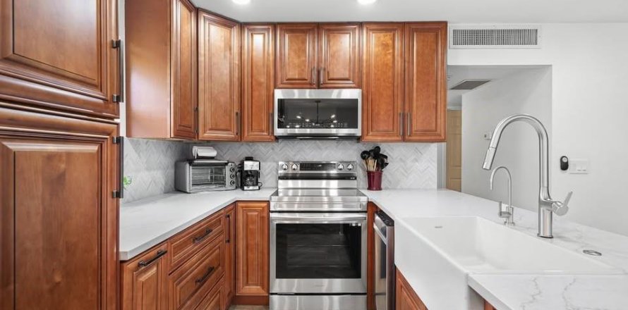 Condominio en Delray Beach, Florida, 2 dormitorios № 2245629