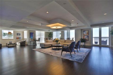 Apartment in Coral Gables, Florida 1 bedroom, 72.19 sq.m. № 1967247 - photo 26