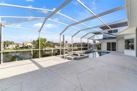 Villa ou maison à vendre à Punta Gorda, Floride: 5 chambres, 285.02 m2 № 2419655 - photo 14