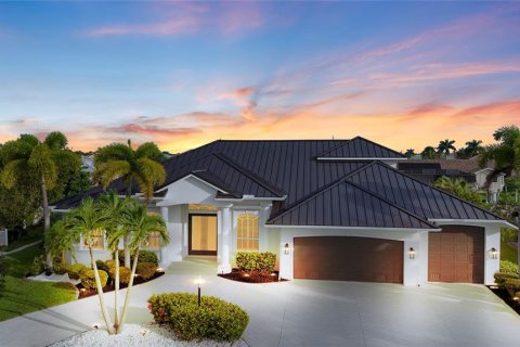Villa ou maison à vendre à Punta Gorda, Floride: 5 chambres, 285.02 m2 № 2419655 - photo 18