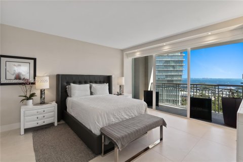 Copropriété à vendre à Miami, Floride: 3 chambres, 234.3 m2 № 2167899 - photo 15