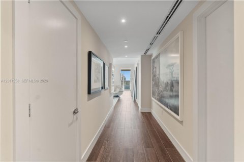 Copropriété à vendre à Miami, Floride: 3 chambres, 234.3 m2 № 2167899 - photo 20