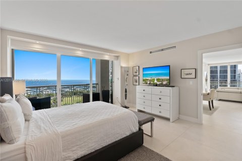 Copropriété à vendre à Miami, Floride: 3 chambres, 234.3 m2 № 2167899 - photo 14