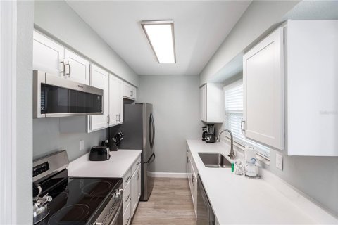 Villa ou maison à louer à Sarasota, Floride: 1 chambre, 64.66 m2 № 2125787 - photo 7