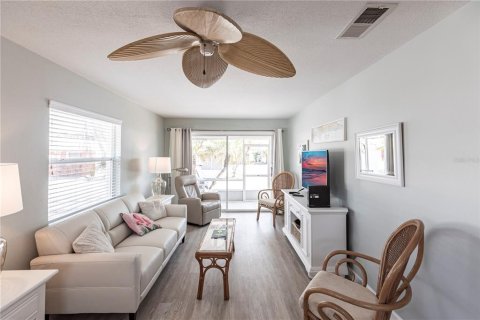 Villa ou maison à louer à Sarasota, Floride: 1 chambre, 64.66 m2 № 2125787 - photo 5