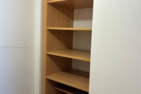 Copropriété à louer à Aventura, Floride: 1 chambre, 68.84 m2 № 2008331 - photo 11