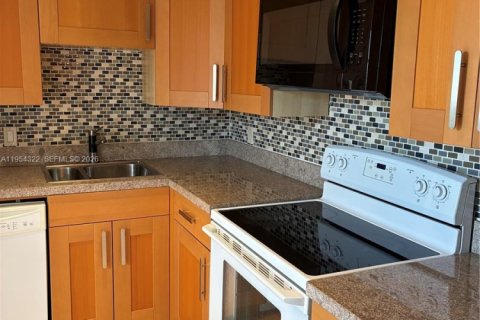 Copropriété à louer à Aventura, Floride: 1 chambre, 68.84 m2 № 2008331 - photo 3