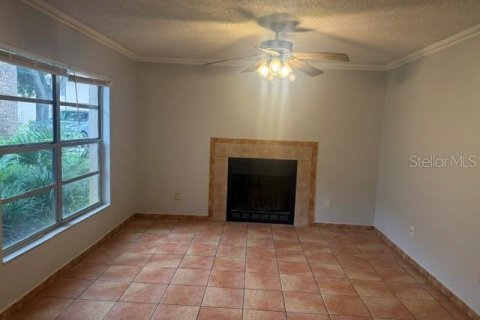Copropriété à louer à Orlando, Floride: 2 chambres, 79.06 m2 № 2425689 - photo 2