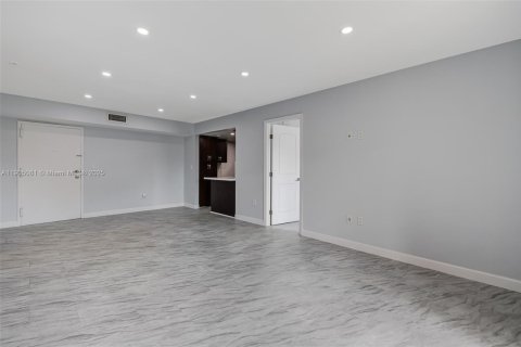 Copropriété à vendre à Miami, Floride: 3 chambres, 95.13 m2 № 1956100 - photo 22
