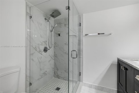 Copropriété à vendre à Miami, Floride: 3 chambres, 95.13 m2 № 1956100 - photo 9