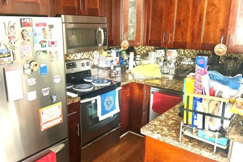 Touwnhouse à vendre à Hollywood, Floride: 3 chambres, 133.78 m2 № 2286651 - photo 6
