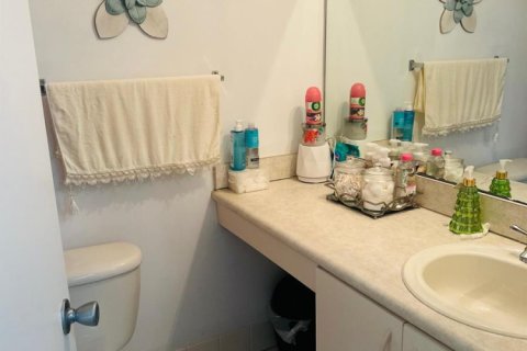 Touwnhouse à vendre à Hollywood, Floride: 3 chambres, 133.78 m2 № 2286651 - photo 8