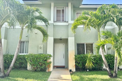 Touwnhouse à Hollywood, Floride 3 chambres, 133.78 m2 № 2286651