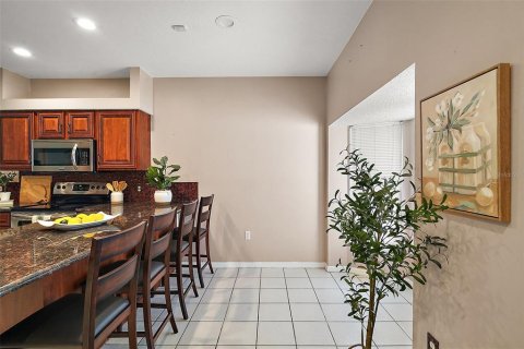 House in Eustis, Florida 3 bedrooms, 221.85 sq.m. № 1656759 - photo 15