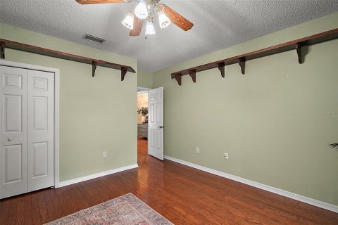 House in Eustis, Florida 3 bedrooms, 221.85 sq.m. № 1656759 - photo 26