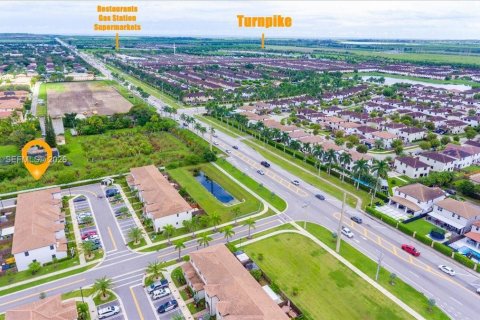 Townhouse in Homestead, Florida 3 bedrooms, 137.77 sq.m. № 2048139 - photo 29