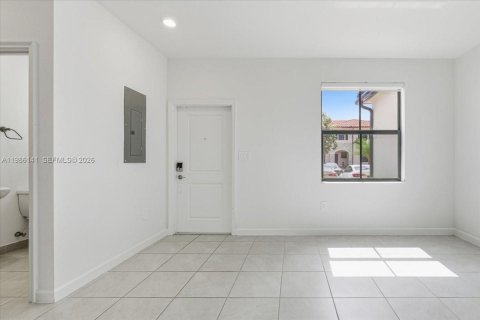 Townhouse in Homestead, Florida 3 bedrooms, 137.77 sq.m. № 2048139 - photo 13