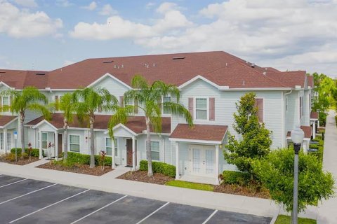 Adosado en venta en Kissimmee, Florida, 4 dormitorios, 157.38 m2 № 2212621 - foto 3