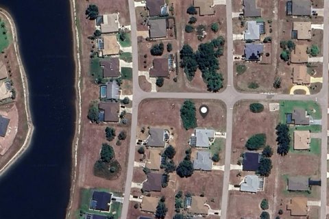 Land in Punta Gorda, Florida № 2158721 - photo 6