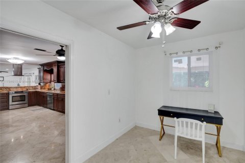 Casa en venta en Pinecrest, Florida, 4 dormitorios, 224.92 m2 № 1647028 - foto 19